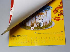 In_Lich_Treo_Tuong